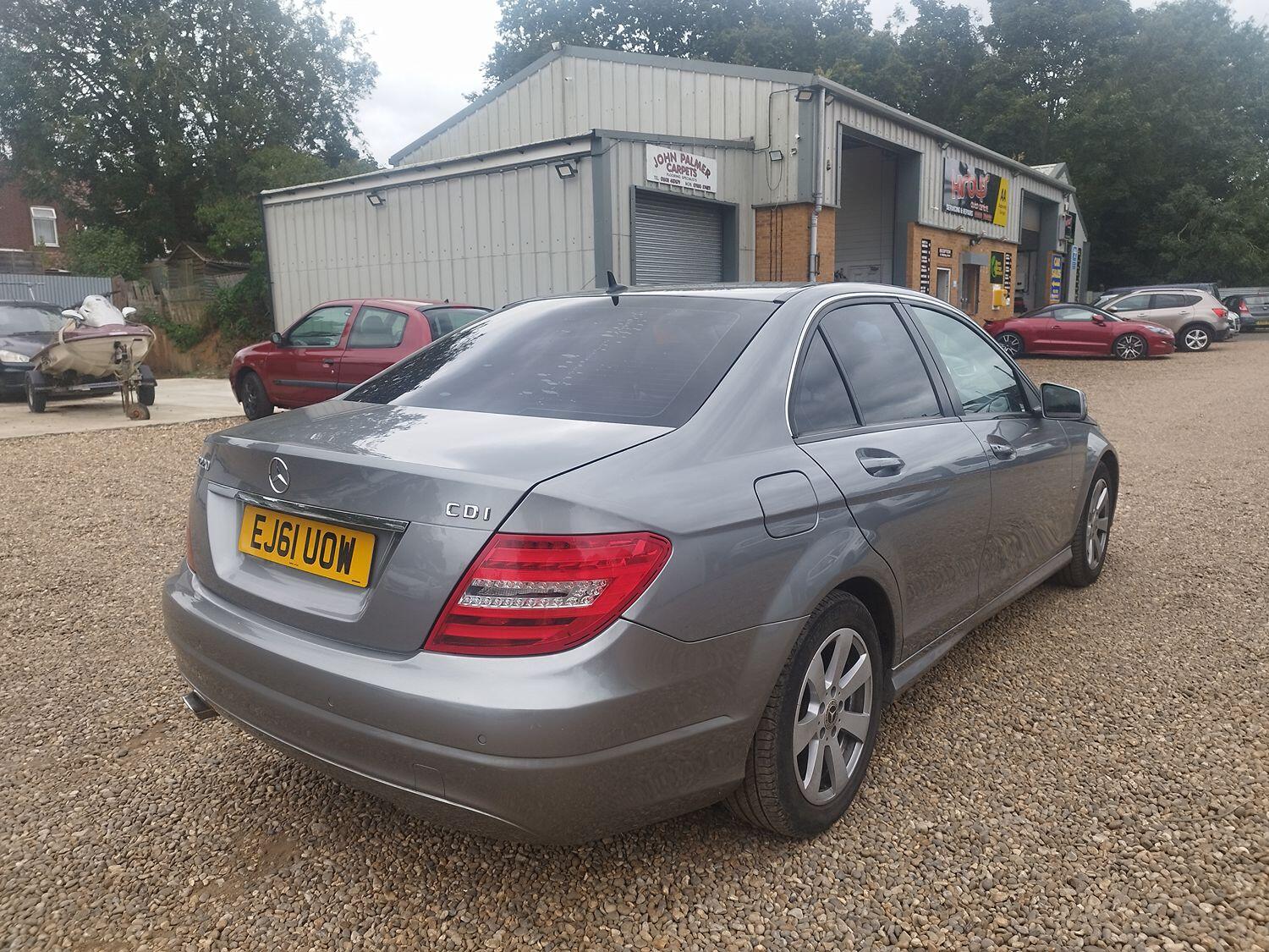 Used Mercedes-Benz C Class 2011 for sale - 76347191: Photo 7