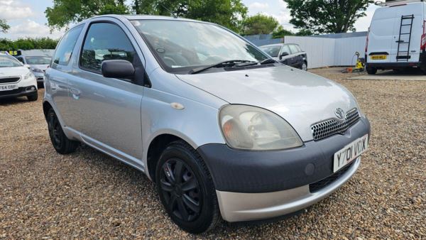 Cheap Toyota Yaris 2001 - 1.0 VVT-i 16v GS 3-Door for sale in Norwich, Norfolk