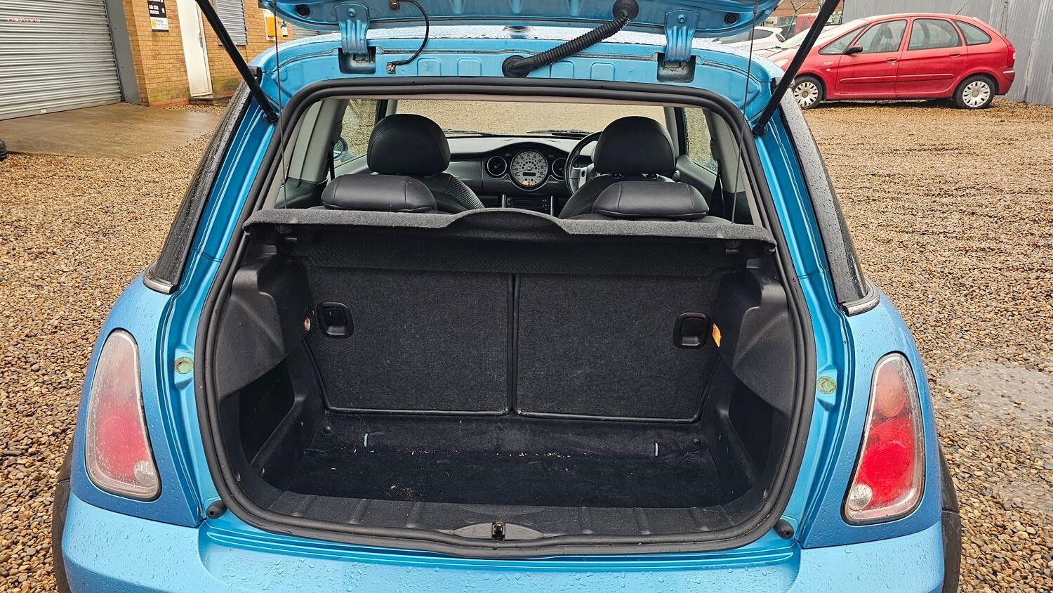 MINI Hatch 2005 - 1.6 One 3-Door - Image 15