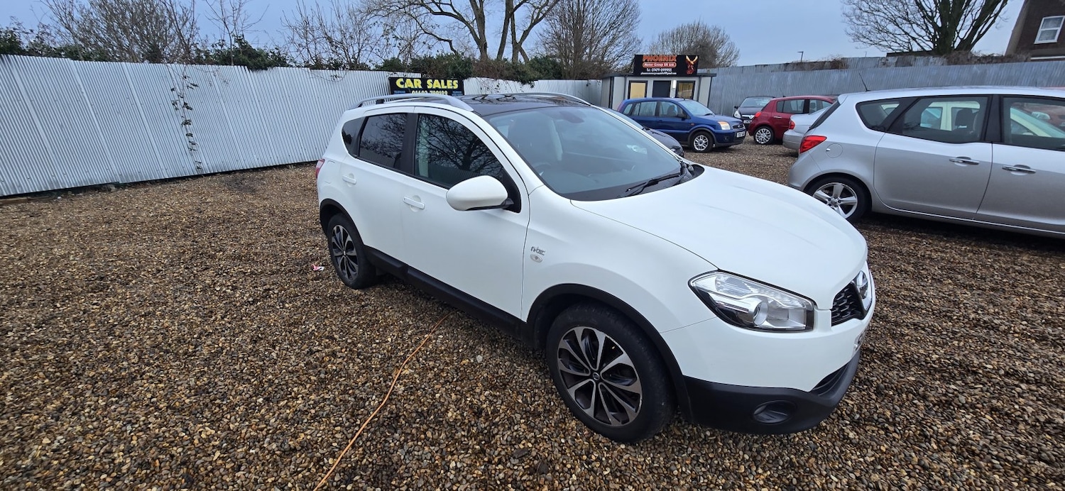 Used Nissan Qashqai 2011 for sale - 77798608: Photo 3