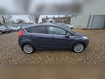 Used Ford Fiesta 2012 for sale - 77027896: Photo