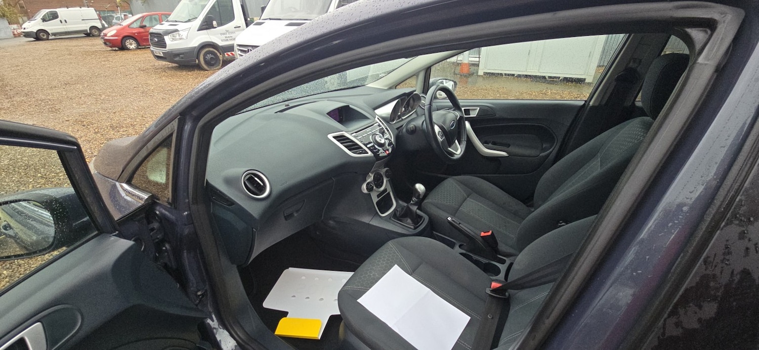 Used Ford Fiesta 2012 for sale - 77027896: Photo 9