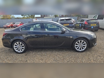Used Vauxhall Insignia 2016 for sale - 76340362: Photo