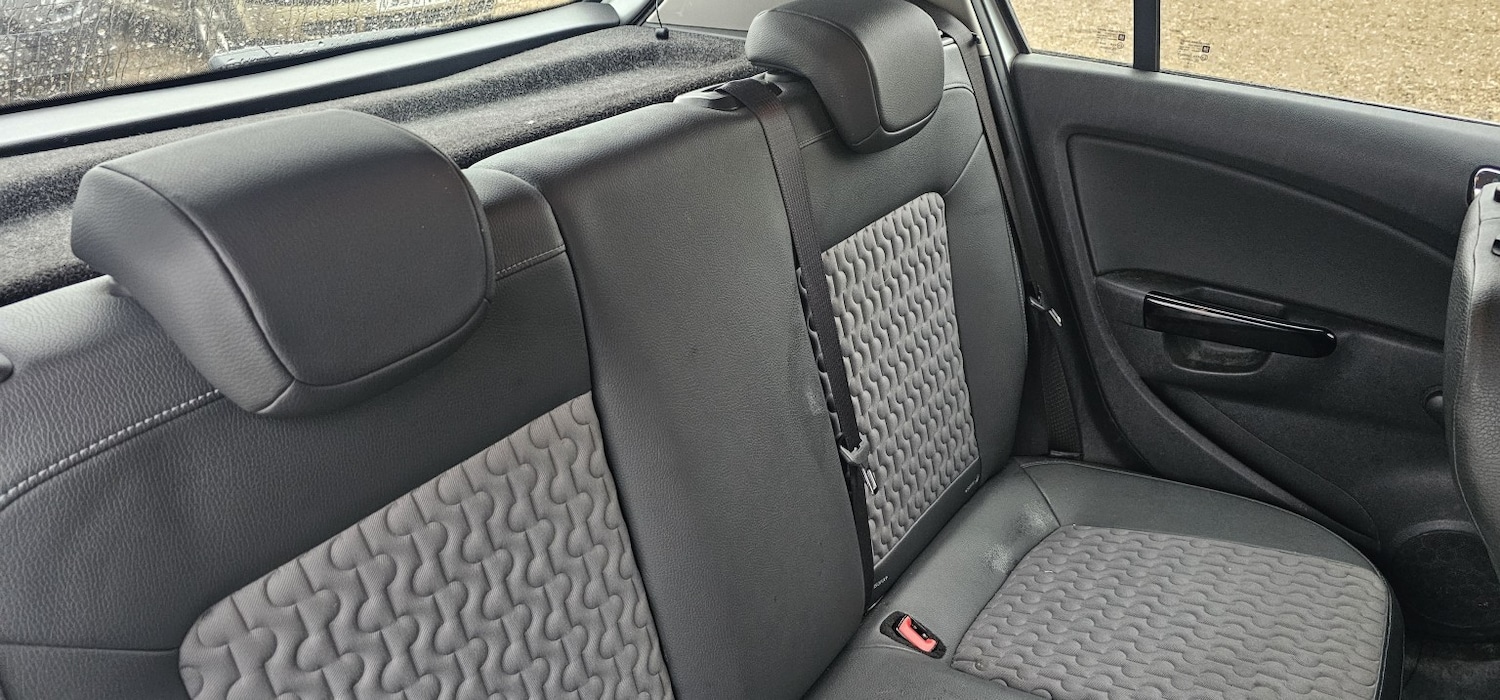 Used Vauxhall Corsa 2013 for sale - 76982775: Photo 11