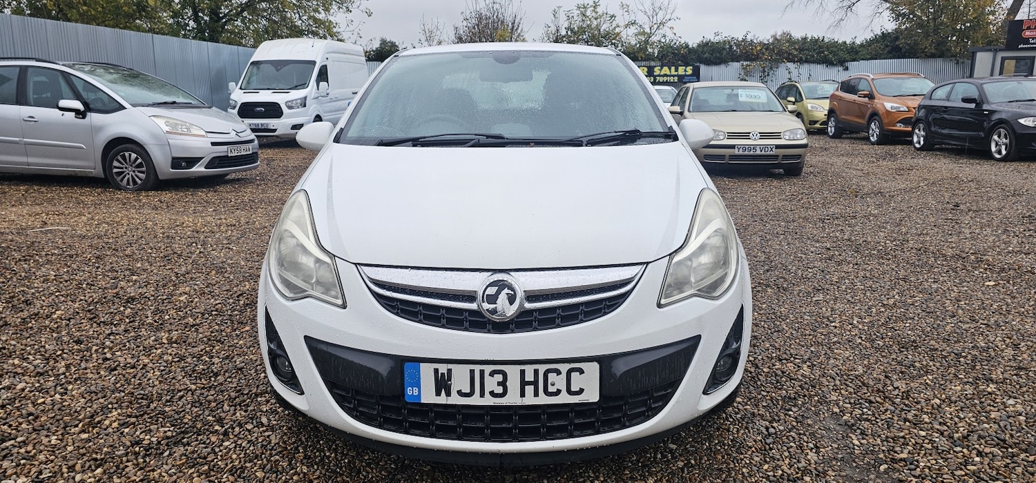 Used Vauxhall Corsa 2013 for sale - 76982775: Photo 2