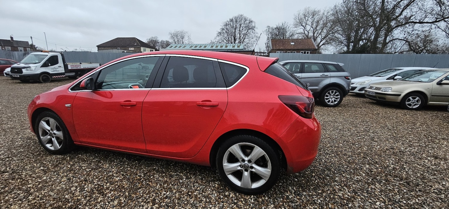 Used Vauxhall Astra 2010 for sale - 77056613: Photo 3
