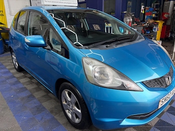 Used Honda Jazz 2010 for sale - 75448811: Photo