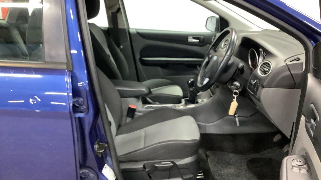 Used Ford Focus 2009 for sale - 77331122: Photo 13