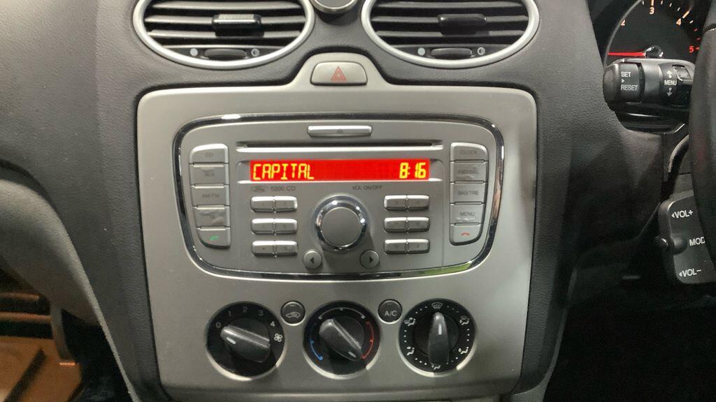 Used Ford Focus 2009 for sale - 77331122: Photo 15