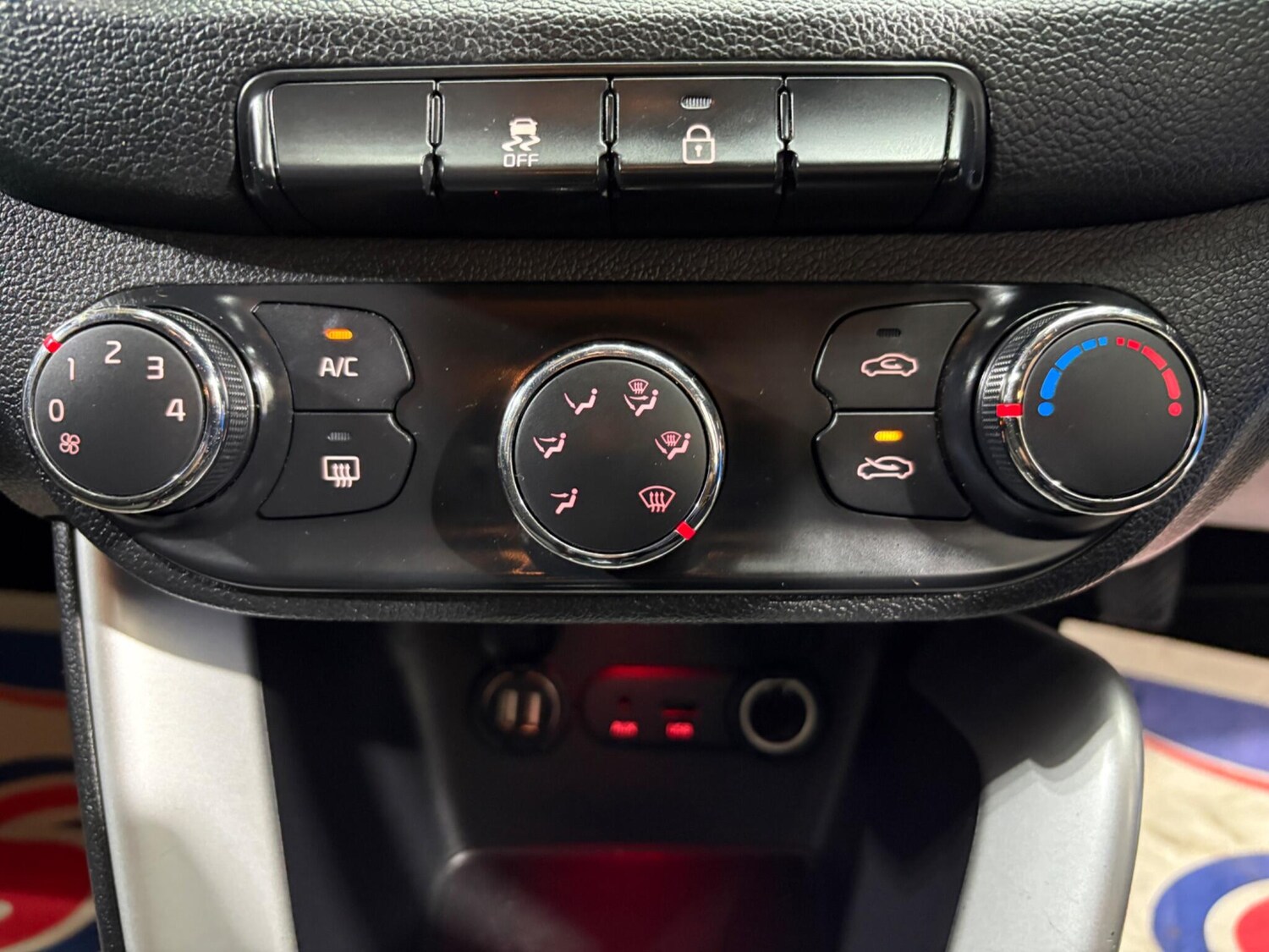 Used Kia Ceed 2013 for sale - 76226585: Photo 13