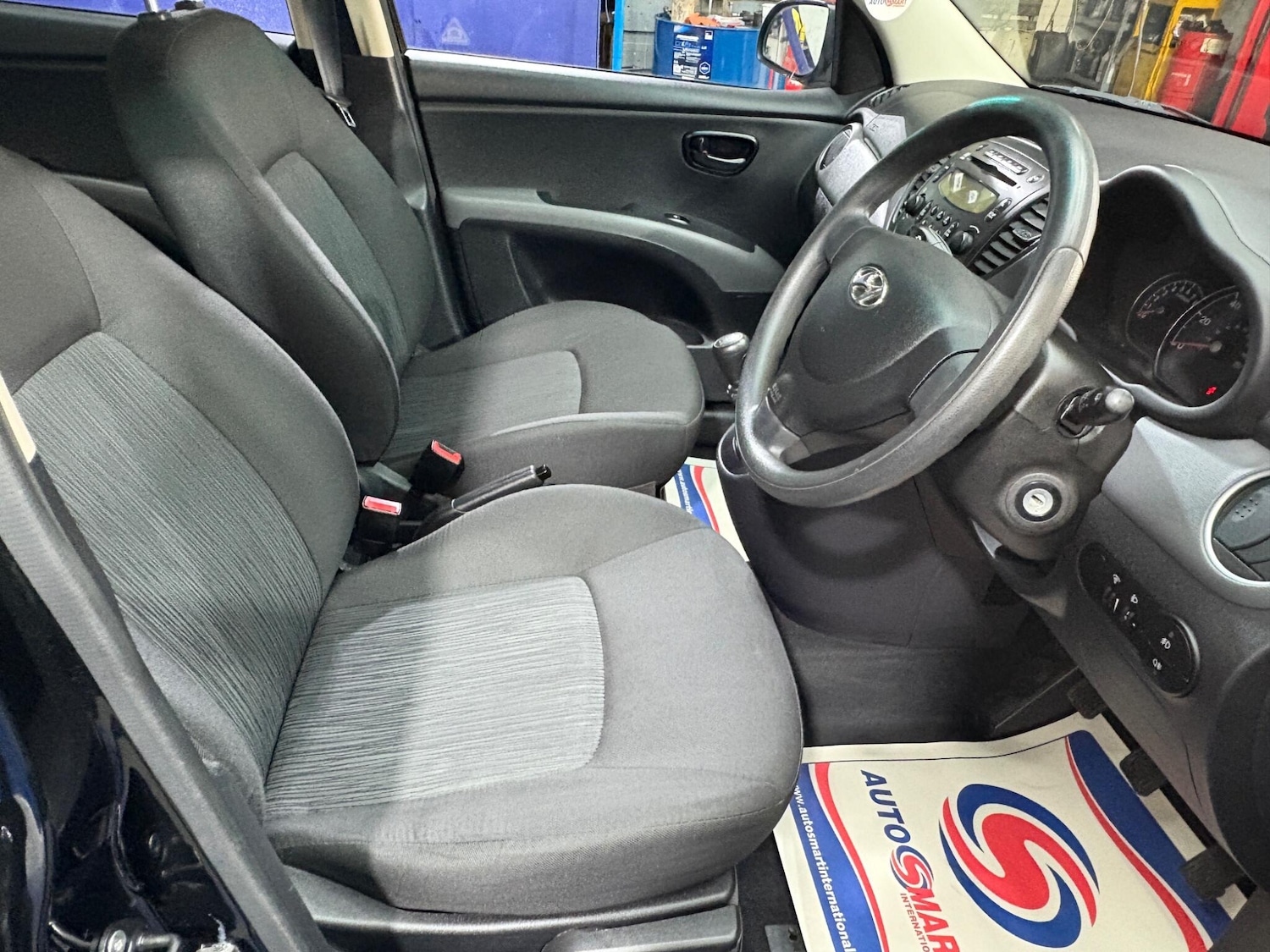 Used Hyundai i10 2013 for sale - 76122026: Photo 10