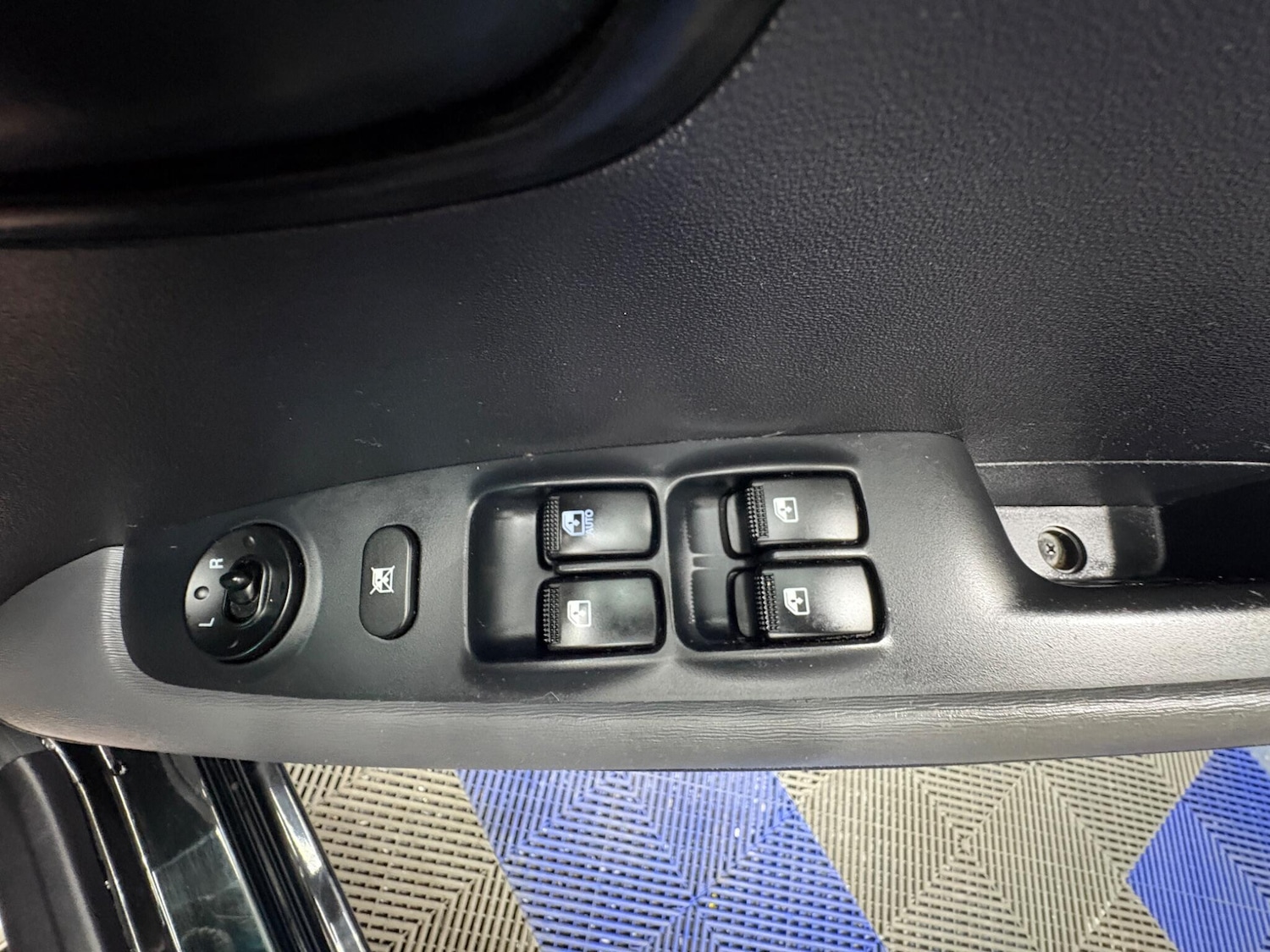 Used Hyundai i10 2013 for sale - 76122026: Photo 12