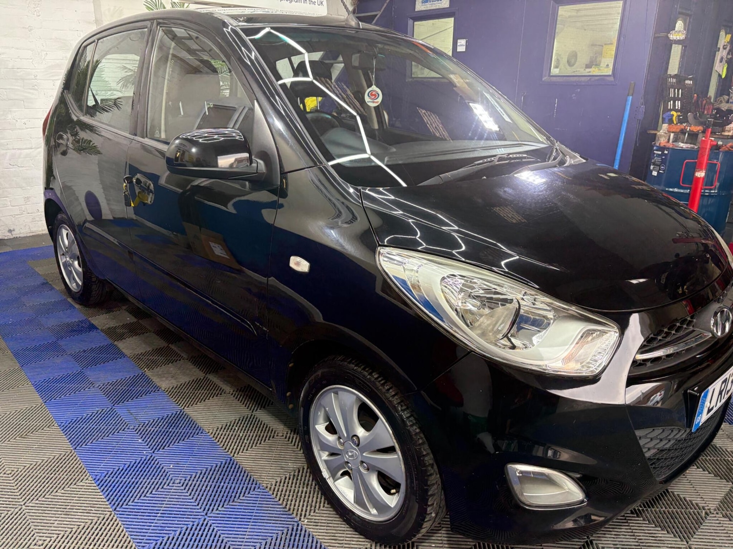 Used Hyundai i10 2013 for sale - 76122026: Photo 2