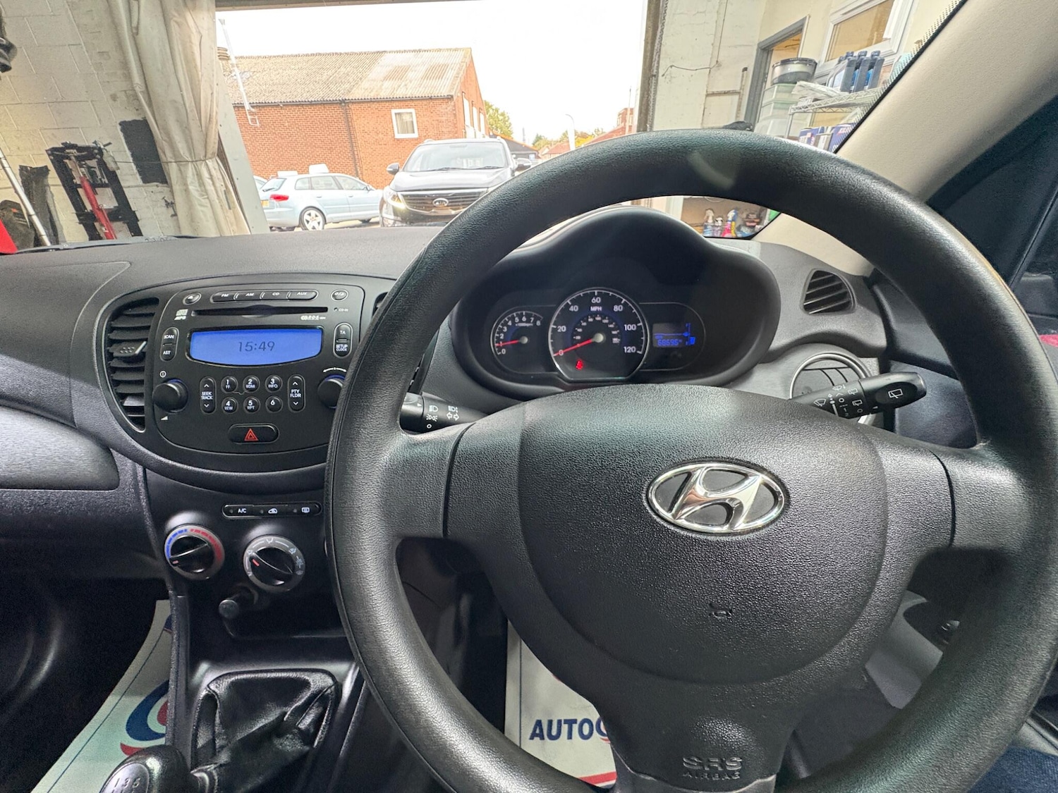 Used Hyundai i10 2013 for sale - 76122026: Photo 25