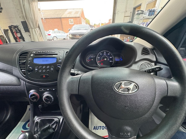Used Hyundai i10 2013 for sale - 76122026: Photo 25