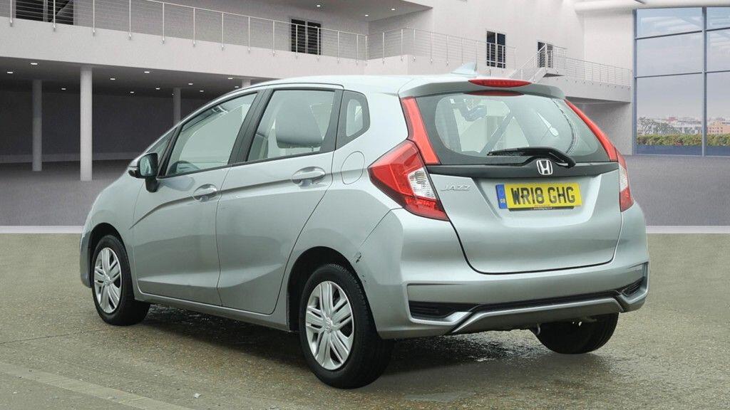 Used Honda Jazz 2018 for sale - 77994180: Photo 6