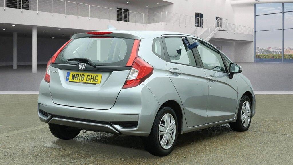 Used Honda Jazz 2018 for sale - 77994180: Photo 8