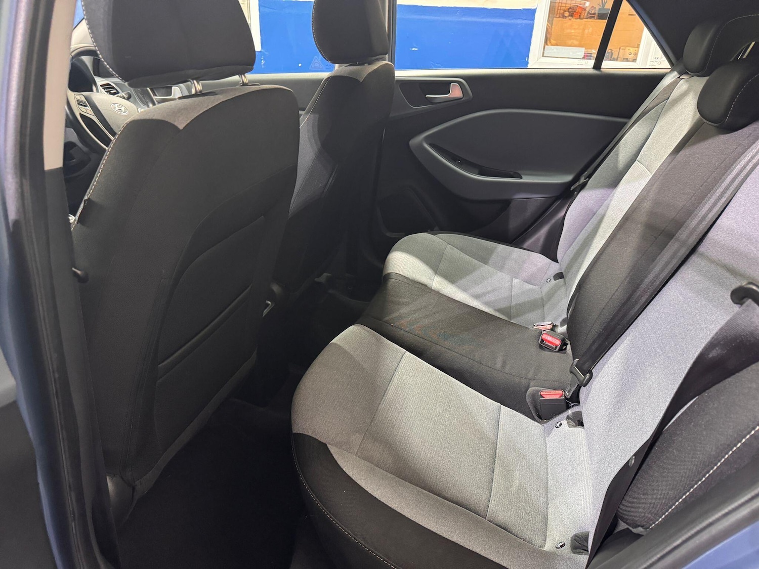 Used Hyundai i20 2015 for sale - 76735462: Photo 23