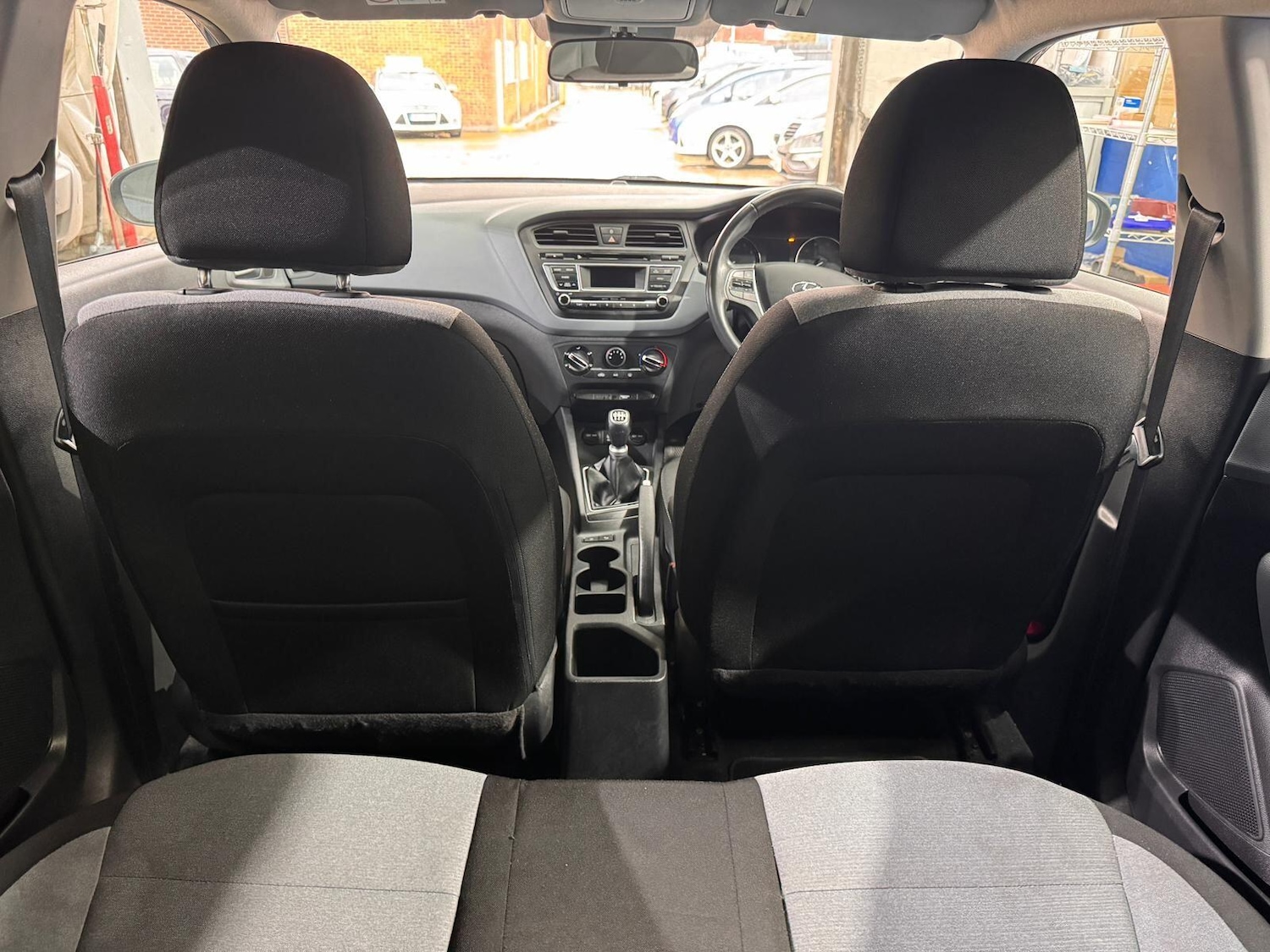 Used Hyundai i20 2015 for sale - 76735462: Photo 33