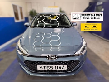 Used Hyundai i20 2015 for sale - 76735462: Photo