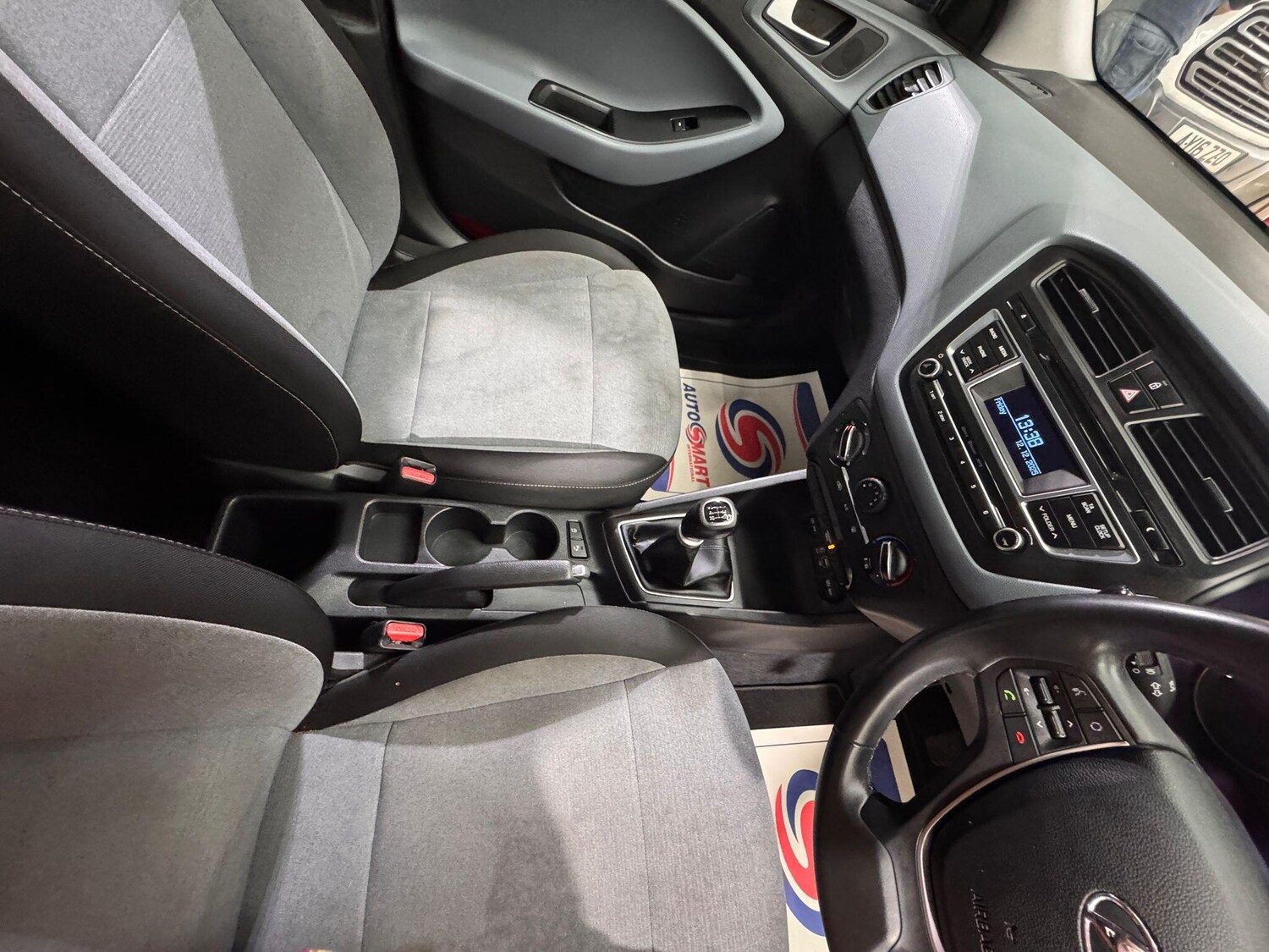 Used Hyundai i20 2015 for sale - 76735462: Photo 52