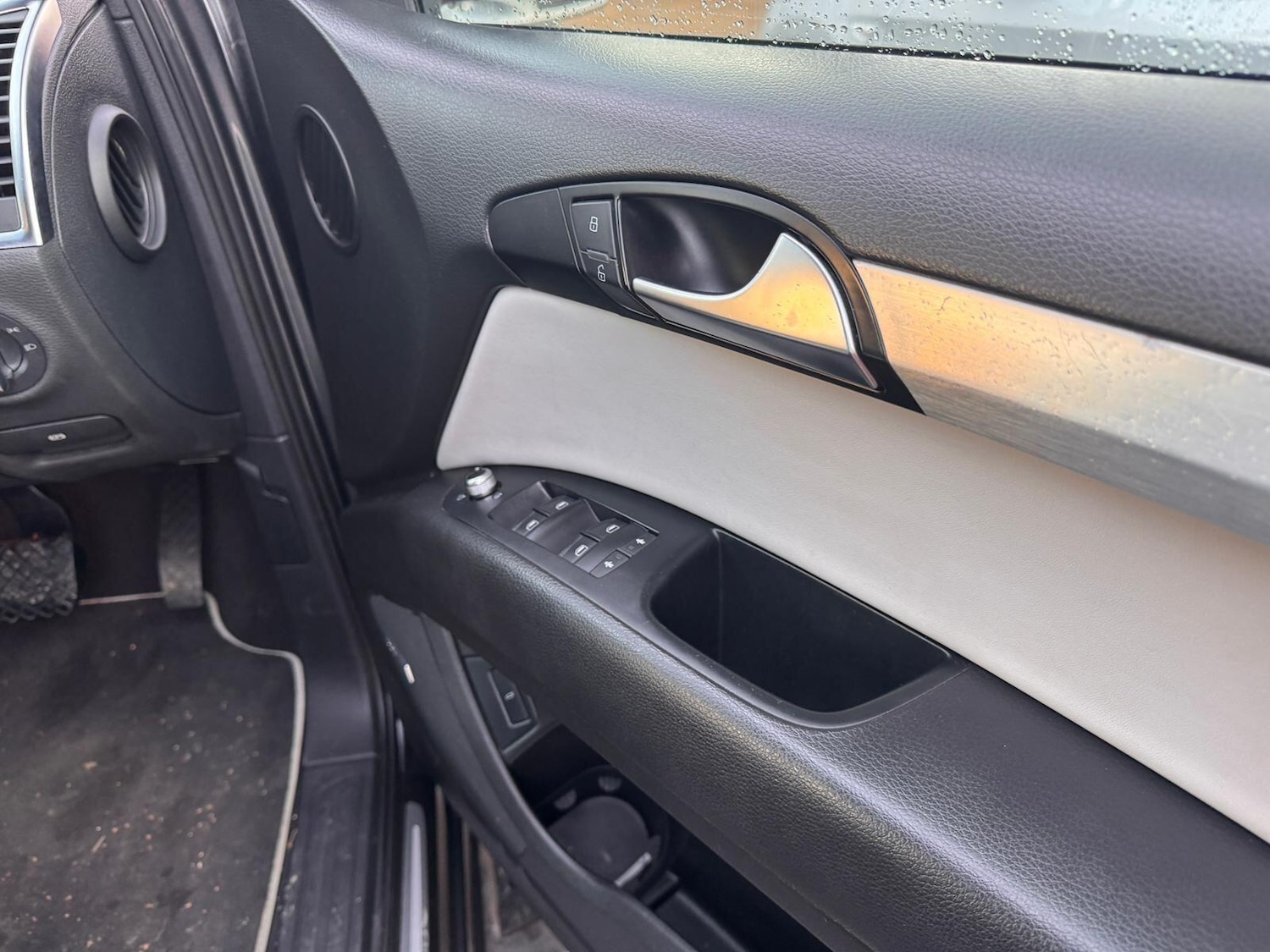 Used Audi Q7 2010 for sale - 77959426: Photo 24