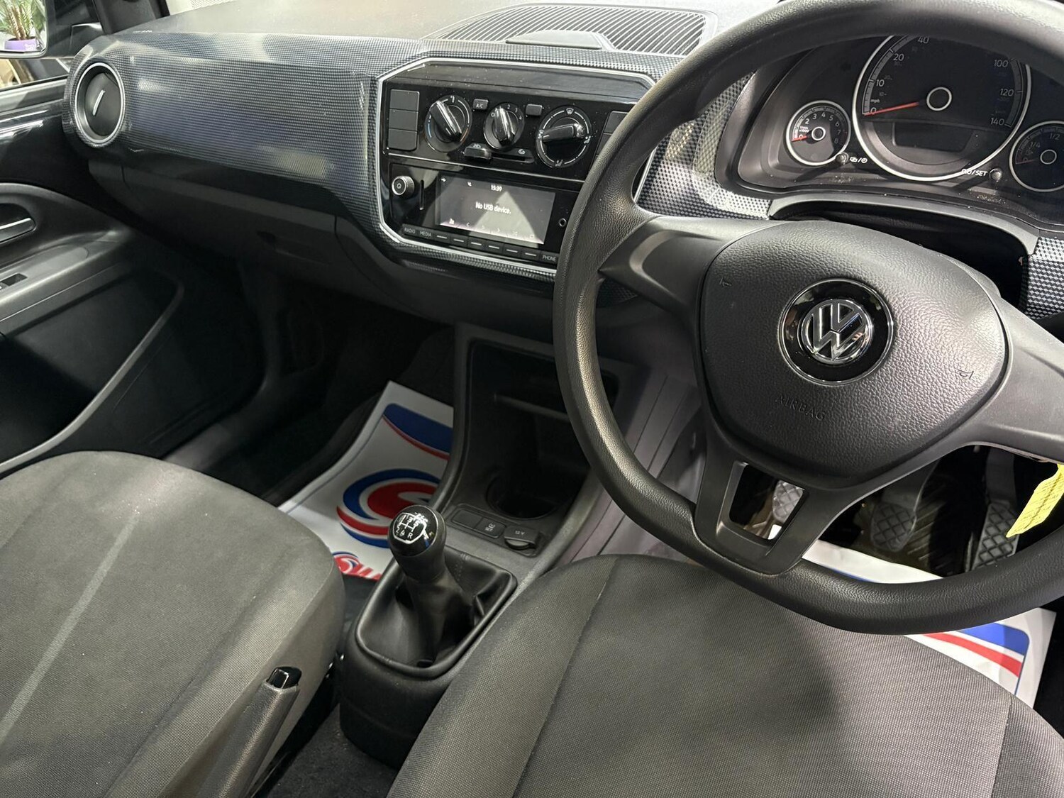 Used Volkswagen up! 2018 for sale - 77959417: Photo 35