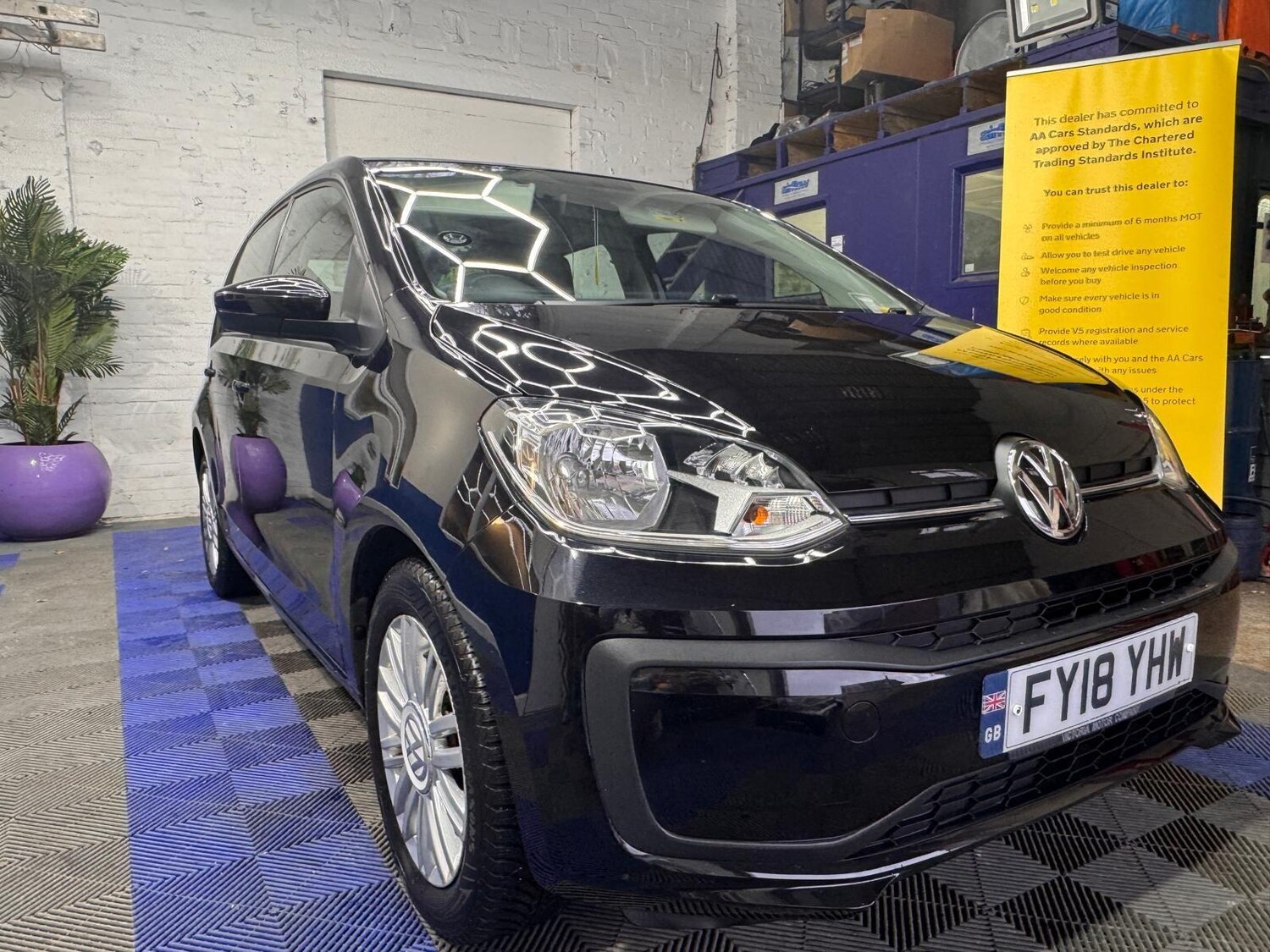 Used Volkswagen up! 2018 for sale - 77959417: Photo 4