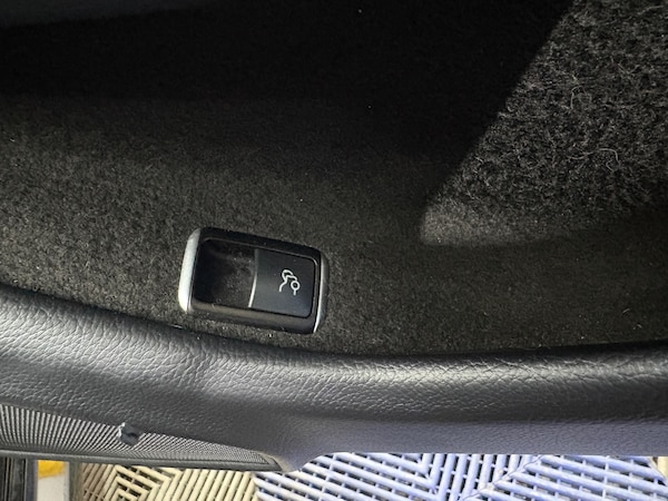 Used Mercedes-Benz C-Class 2014 for sale - 74509007: Photo 17