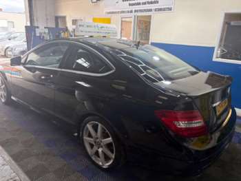 Used Mercedes-Benz C-Class 2014 for sale - 74509007: Photo