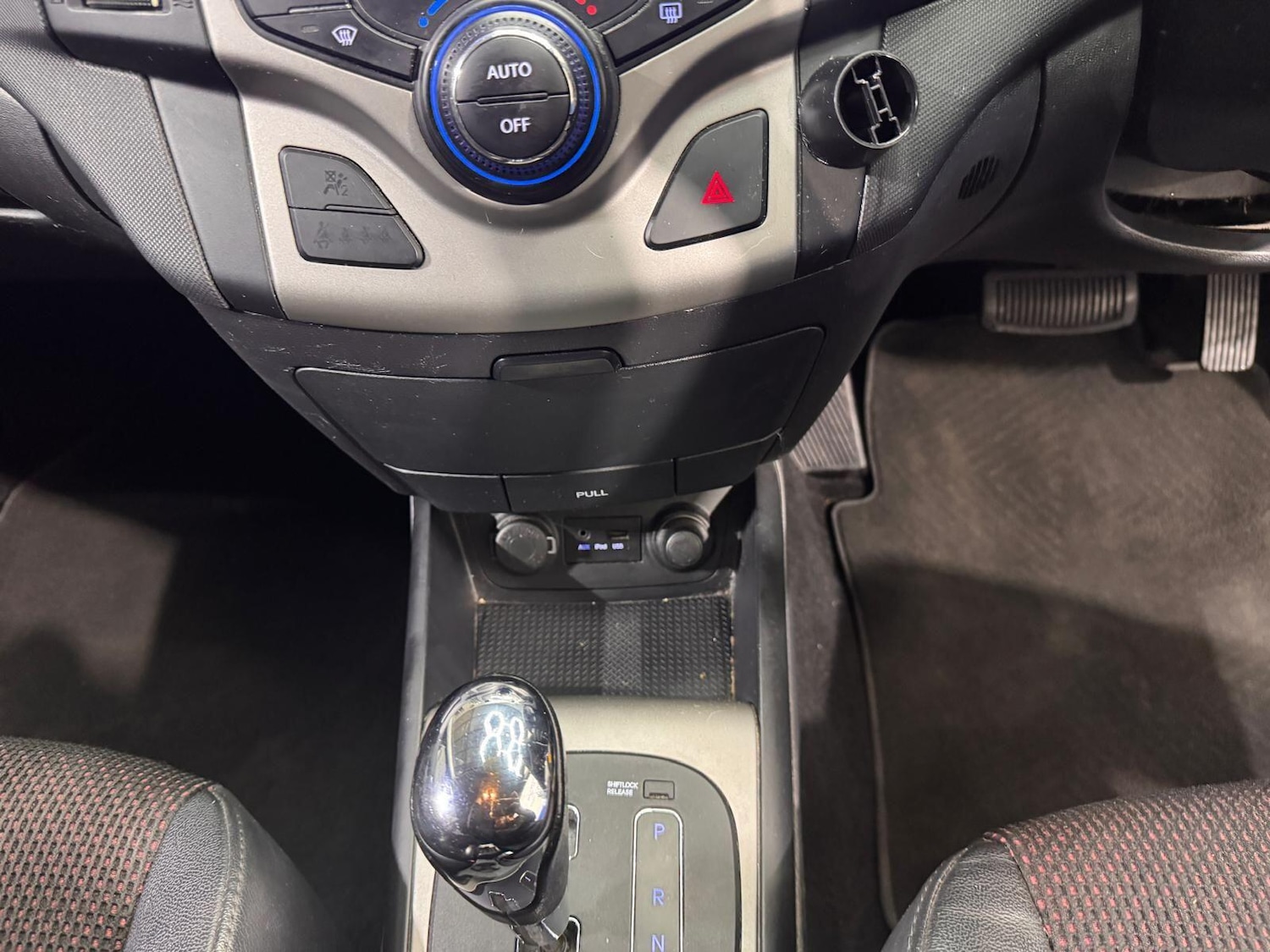 Used Hyundai i30 2011 for sale - 76886552: Photo 20