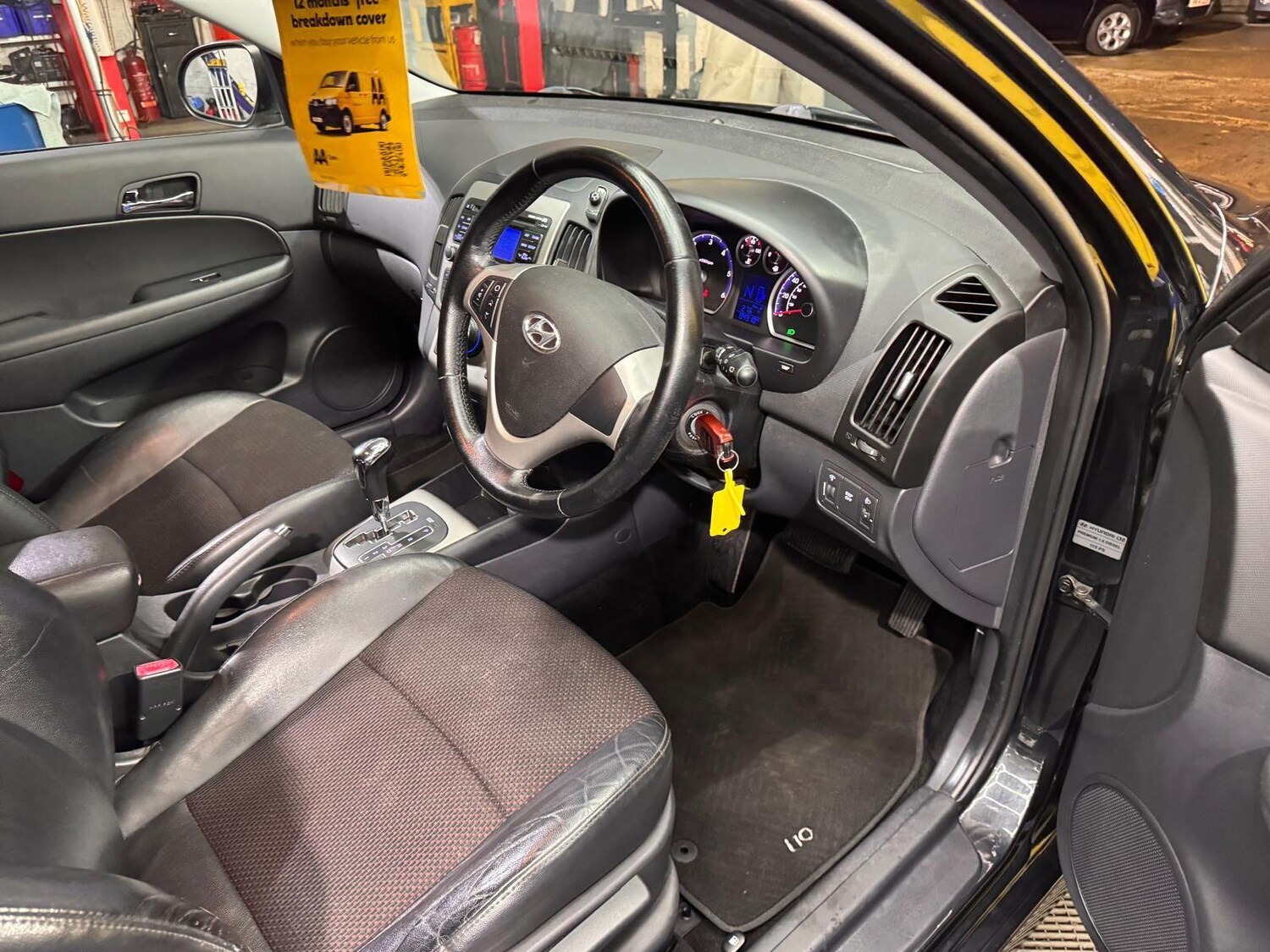 Used Hyundai i30 2011 for sale - 76886552: Photo 24