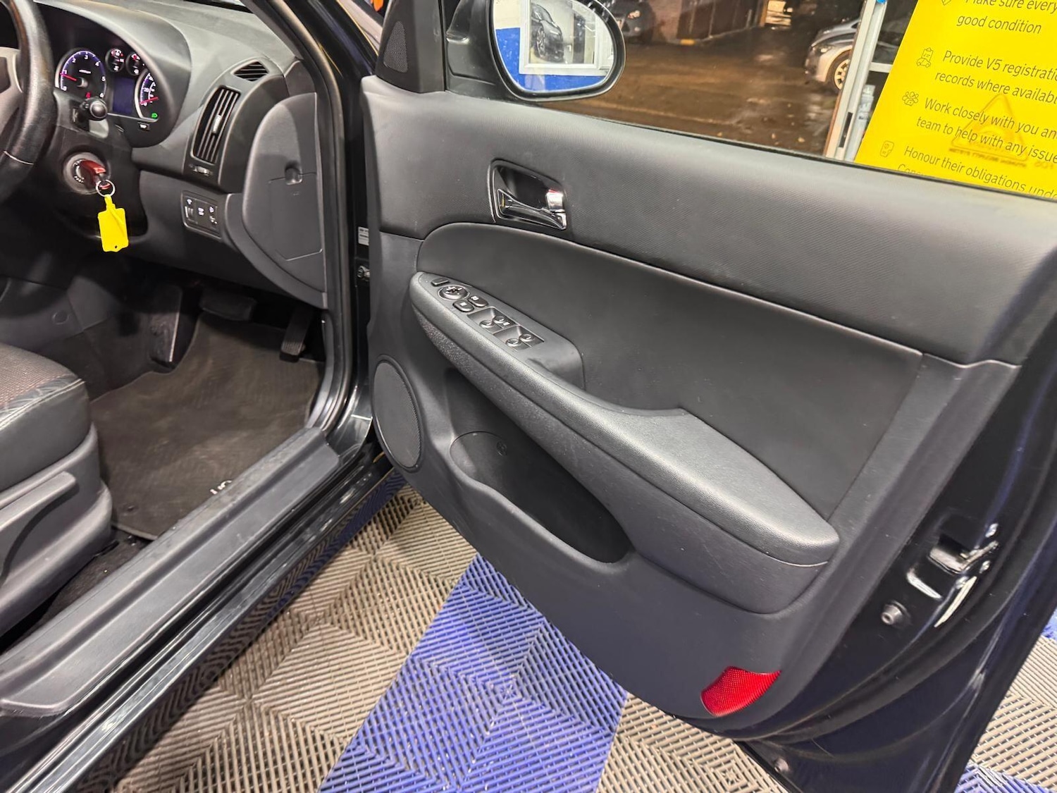 Used Hyundai i30 2011 for sale - 76886552: Photo 29