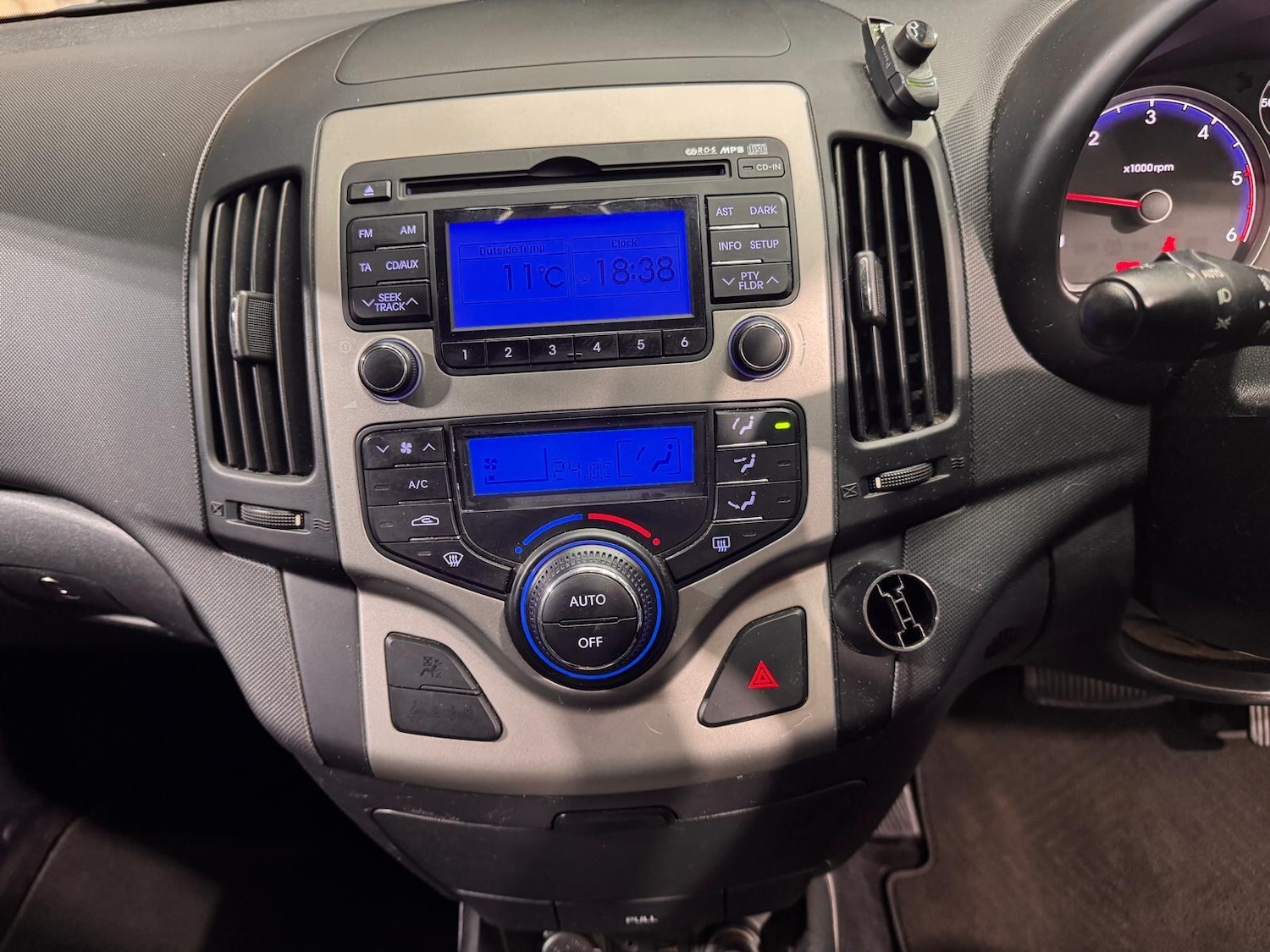 Used Hyundai i30 2011 for sale - 76886552: Photo 37