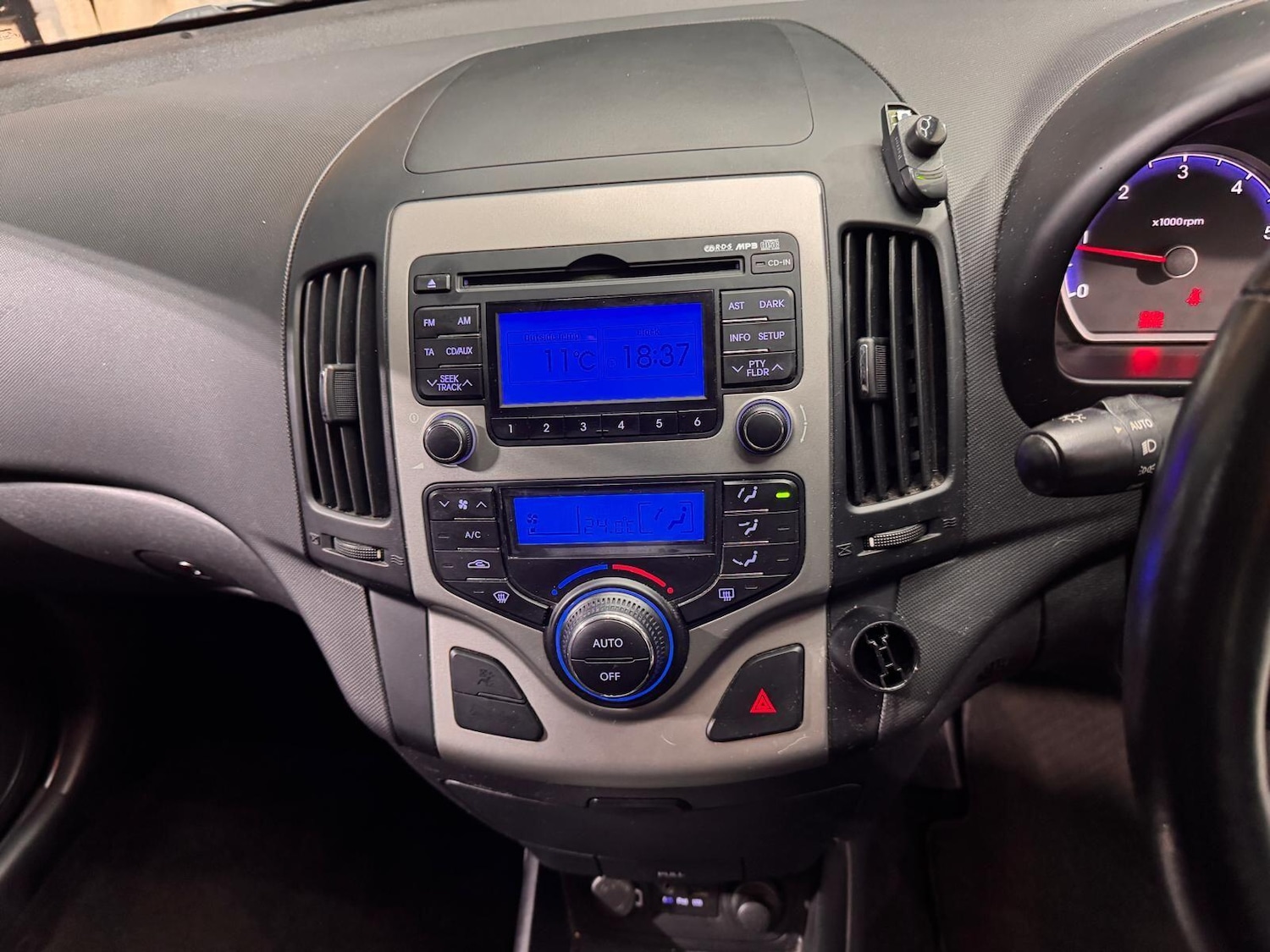 Used Hyundai i30 2011 for sale - 76886552: Photo 38