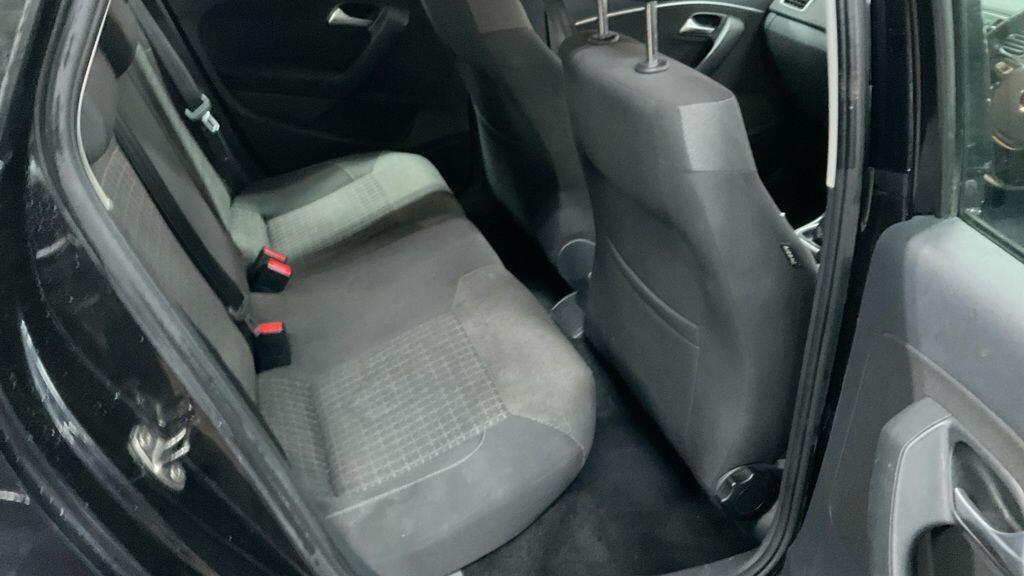 Used Volkswagen Polo 2015 for sale - 77331105: Photo 12