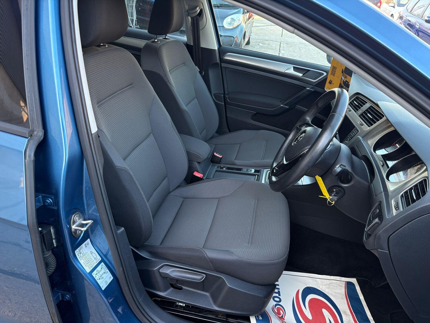 Used Volkswagen Golf 2015 for sale - 77959432: Photo 13