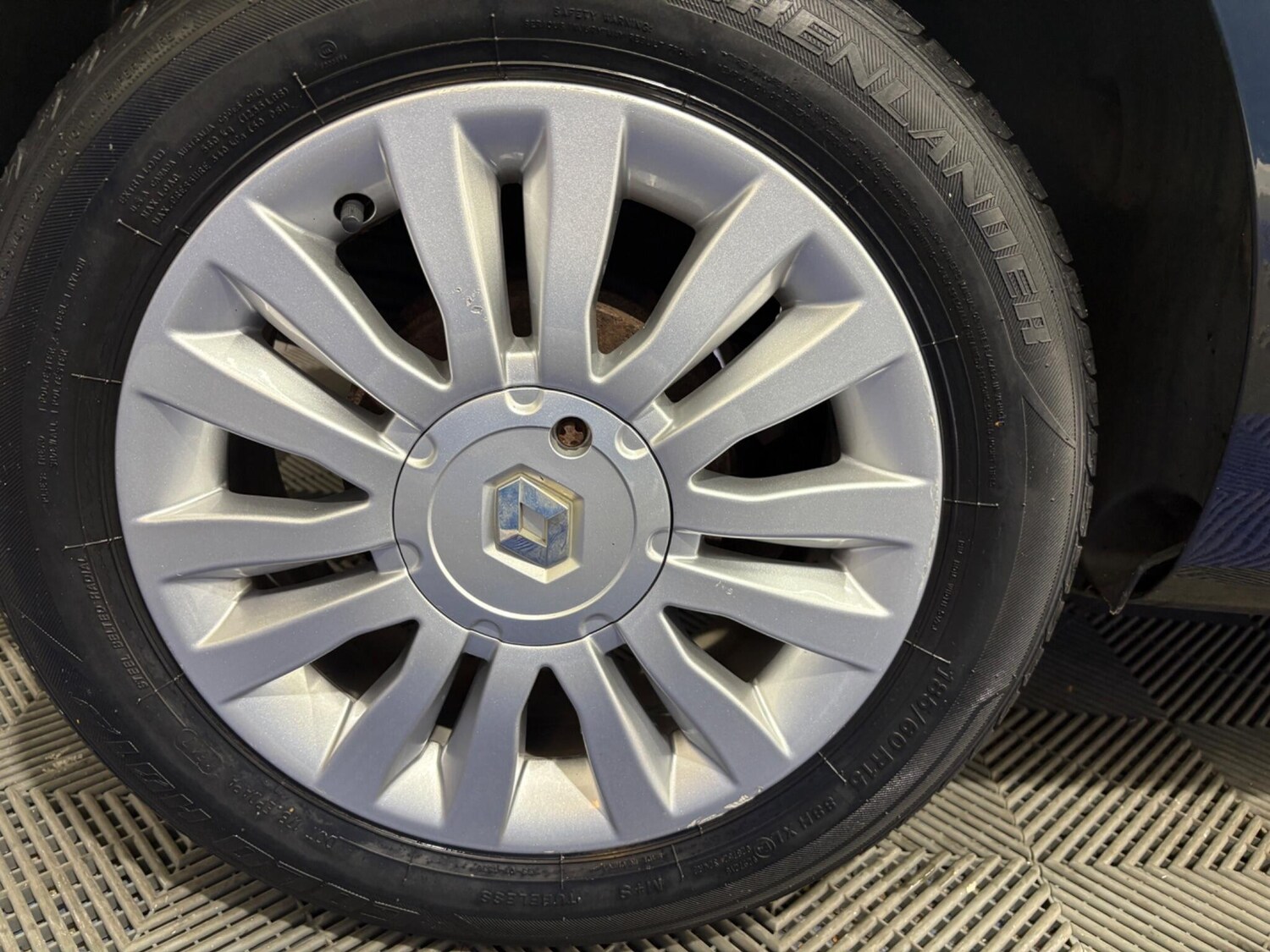 Used Renault Clio 2011 for sale - 76175537: Photo 22