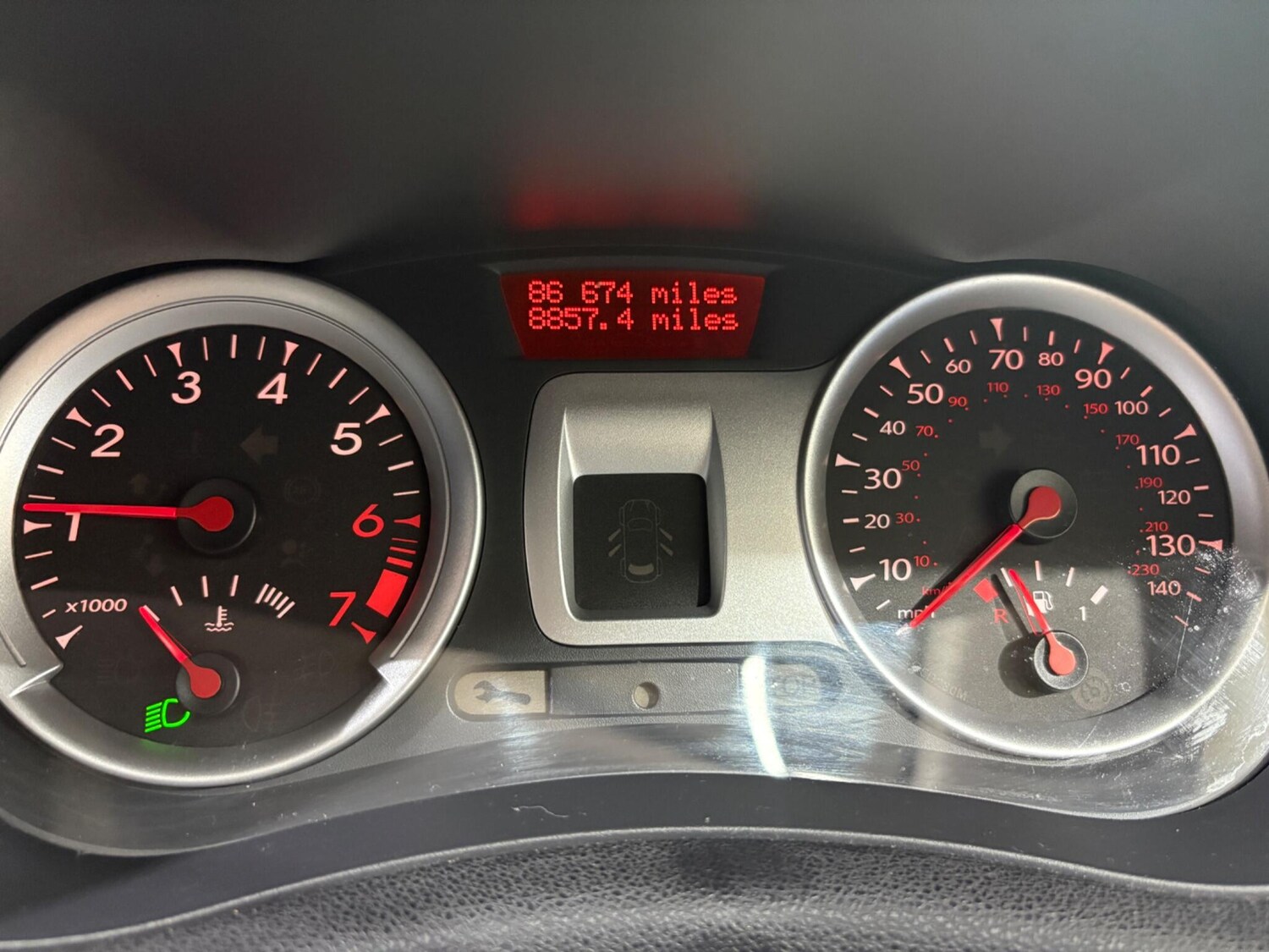 Used Renault Clio 2011 for sale - 76175537: Photo 24