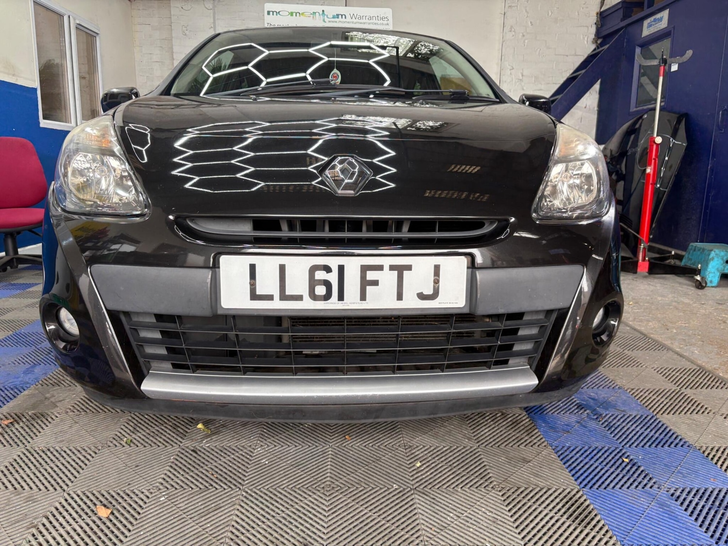 Used Renault Clio 2011 for sale - 76175537: Photo 5