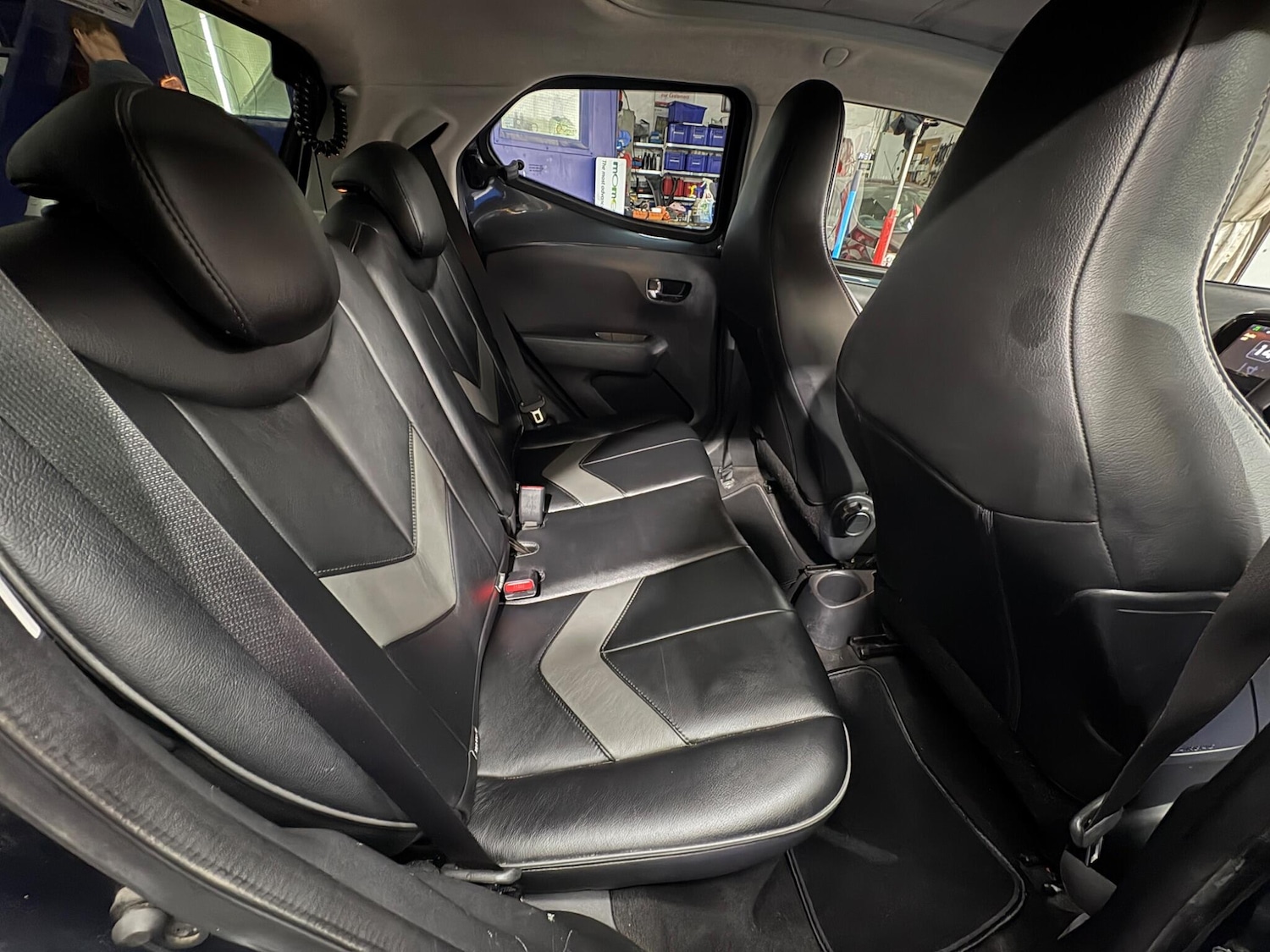 Used Toyota AYGO 2017 for sale - 76239414: Photo 12