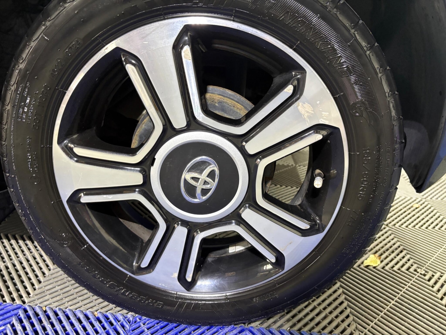 Used Toyota AYGO 2017 for sale - 76239414: Photo 19