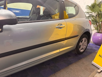 Used Peugeot 207 2009 for sale - 77074928: Photo