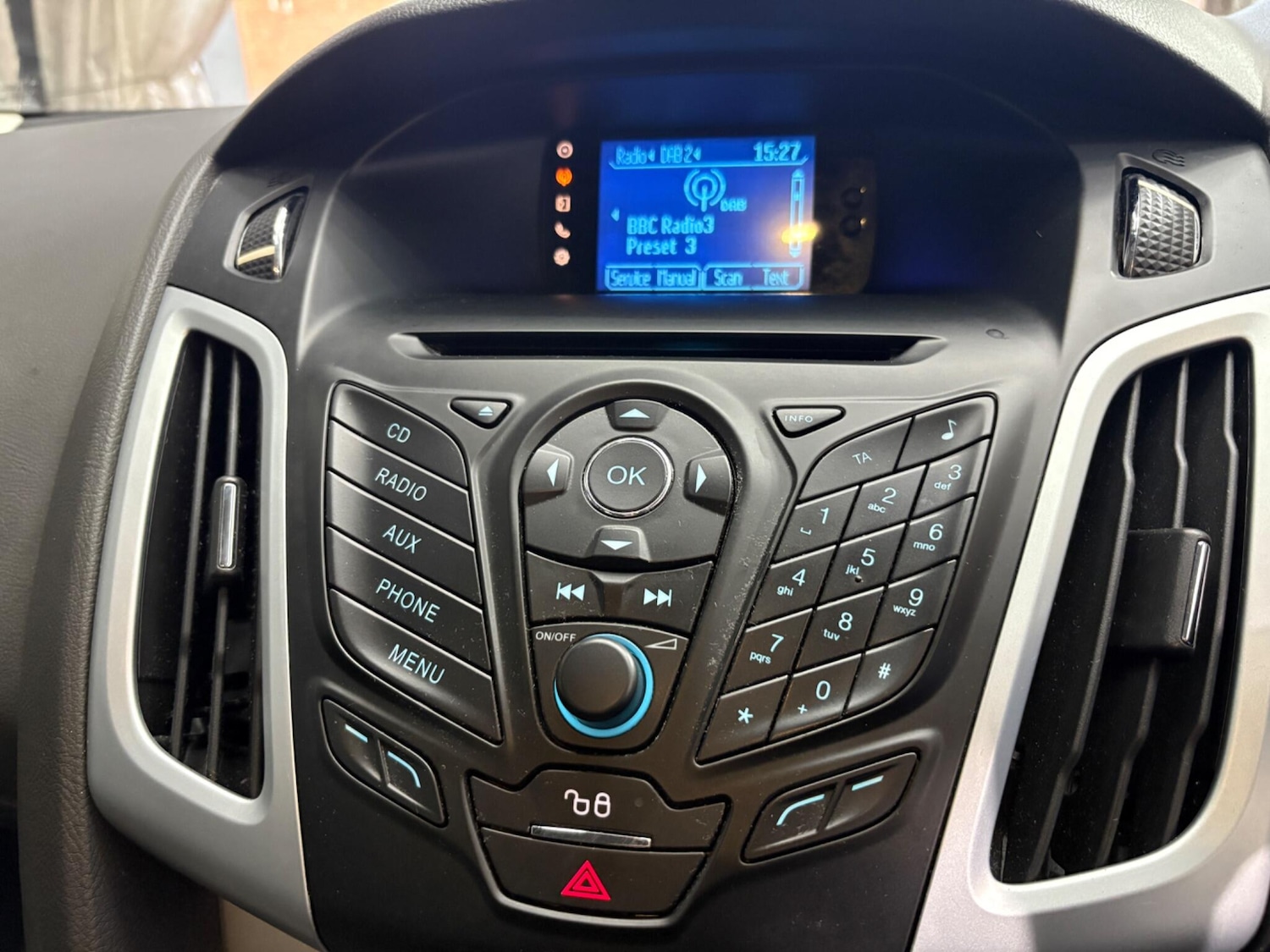 Used Ford Focus 2011 for sale - 76585588: Photo 23