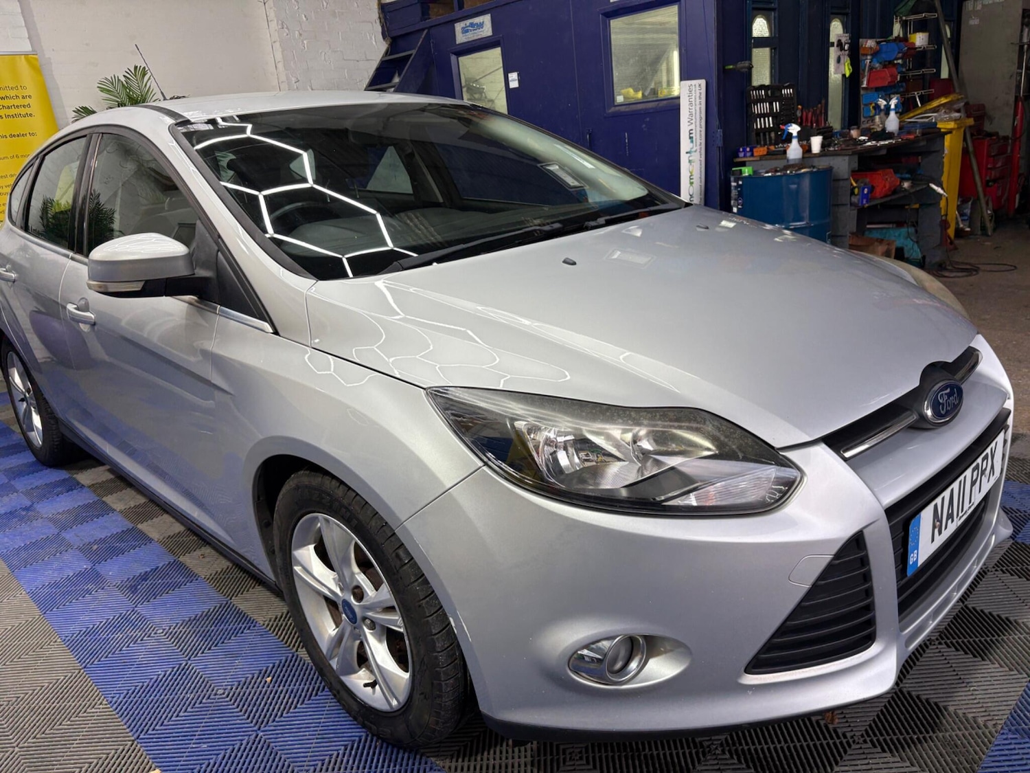 Used Ford Focus 2011 for sale - 76585588: Photo 4