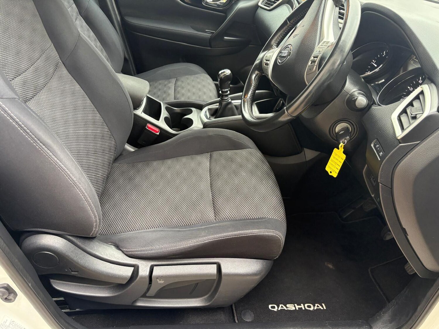 Used Nissan Qashqai 2015 for sale - 77959436: Photo 16