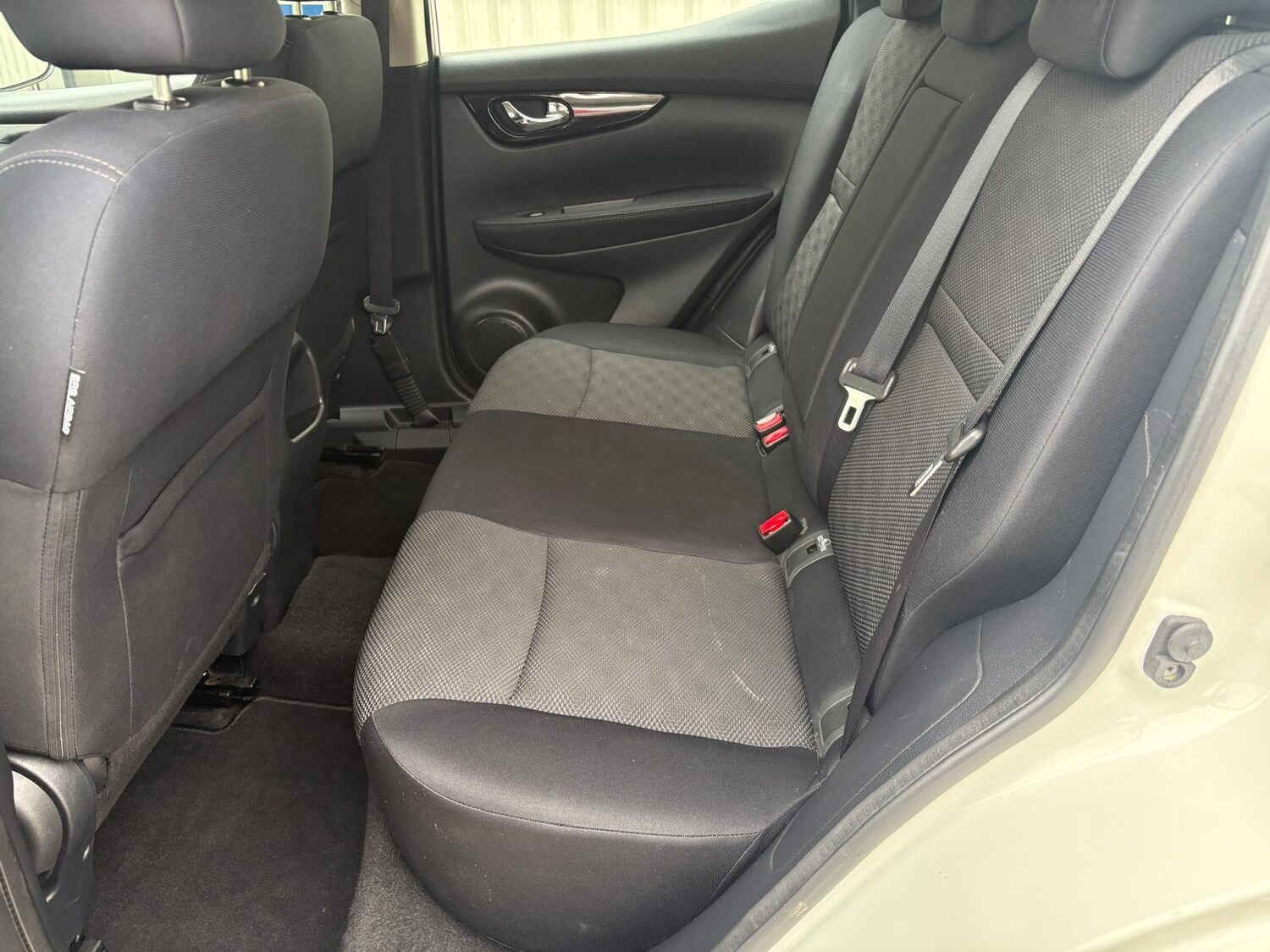 Used Nissan Qashqai 2015 for sale - 77959436: Photo 17