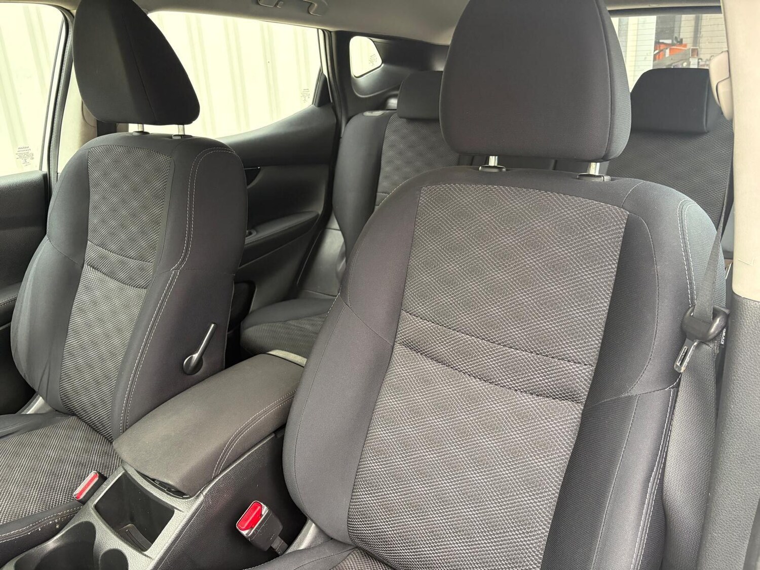 Used Nissan Qashqai 2015 for sale - 77959436: Photo 49