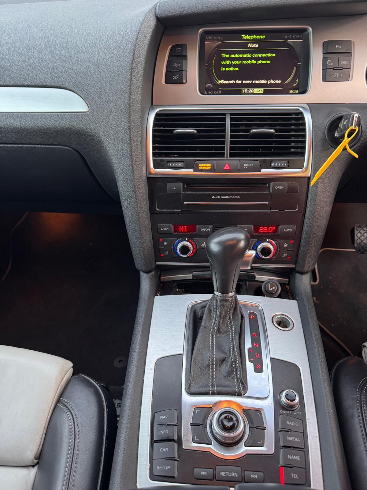 Used Audi Q7 2010 for sale - 76585513: Photo 8