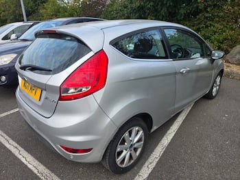 Used Ford Fiesta 2011 for sale - 79830811: Photo